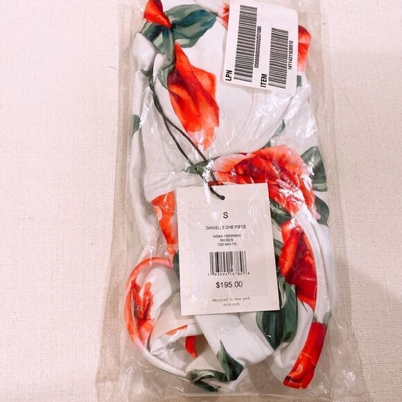 Onia x WeWoreWhat Danielle one piece Rose - Picture 9 of 10